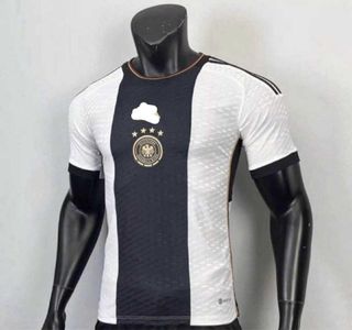(Category: ) located in . Submitted by sportmalls (Listing ID 1382341537, Image 1). Description: .