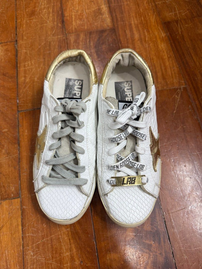 Golden Goose Sneakers (Category: Sneakers) located in Makati City. Submitted by decluttering822 (Listing ID 1382349541, Image 1). Description: .