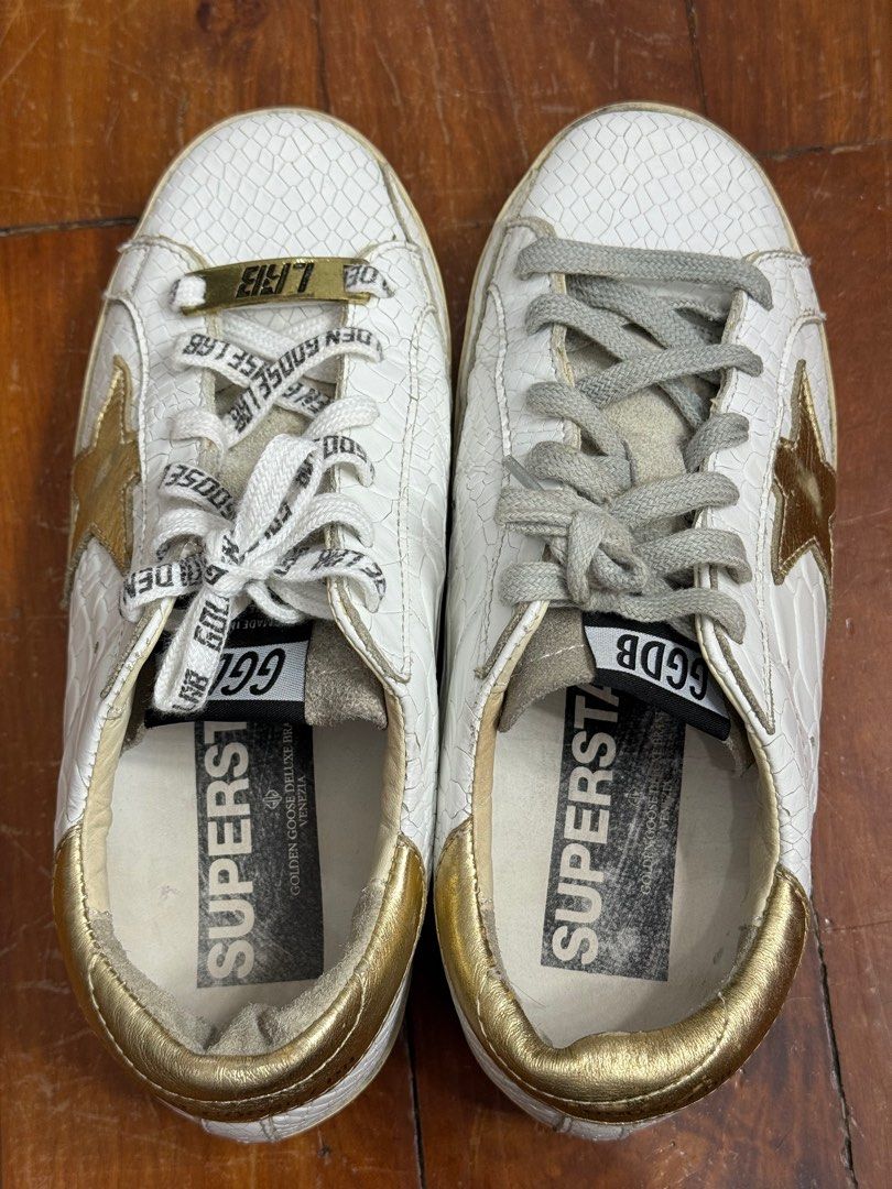Golden Goose Sneakers (Category: Sneakers) located in Makati City. Submitted by decluttering822 (Listing ID 1382349541, Image 3). Description: .