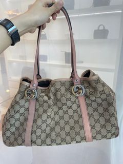 (Category: ) located in . Submitted by luxcollabmy (Listing ID 1382304197, Image 1). Description: .