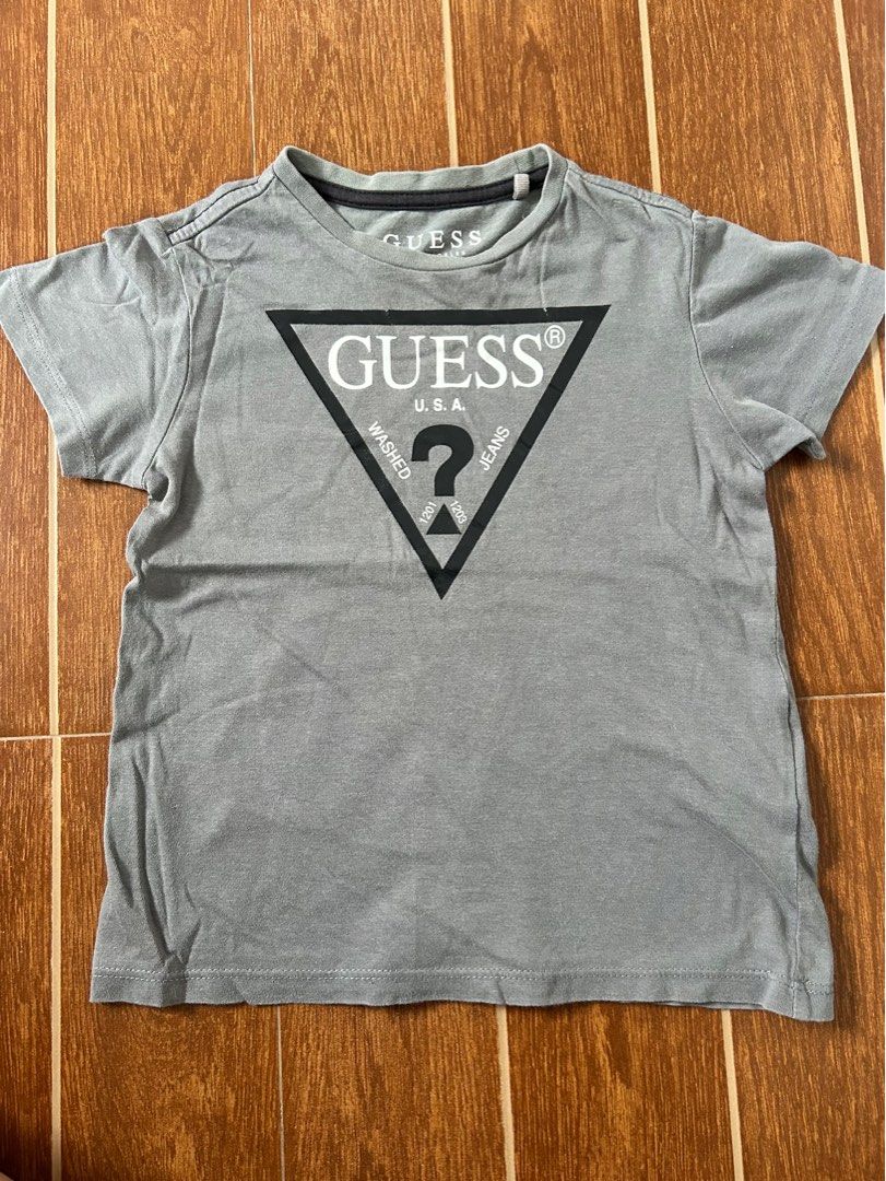 Guess Shirt Bundle (Category: Babies & Kids Fashion) located in Lipa City. Submitted by bituinpreloved (Listing ID 1382345502, Image 2). Description: 6pcs Guess Tshirt 2Y to 4Y .