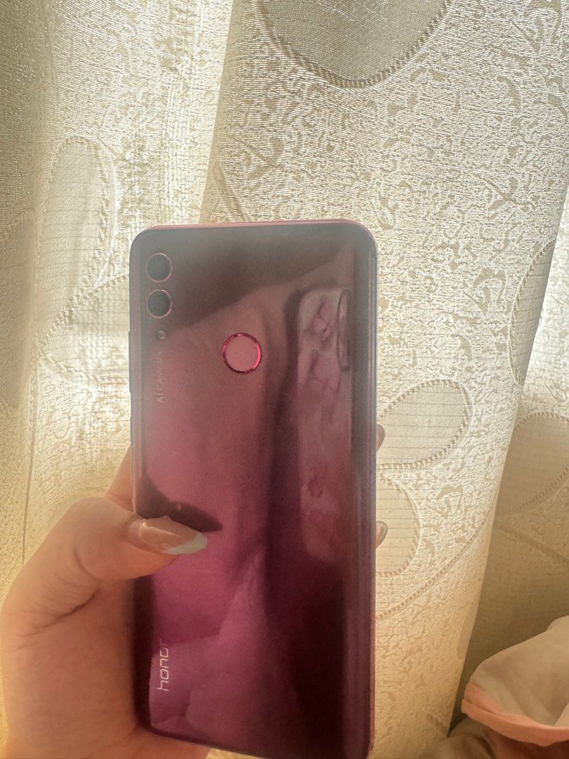 Honor 10 Lite Global ROM 4/64GB (Category: Android Others) located in Imus. Submitted by cemoi (Listing ID 1382340306, Image 2). Description: Affordable phone color Gradient Red Honor 10 Lite Global ROM 4/64GB #honor #android .
