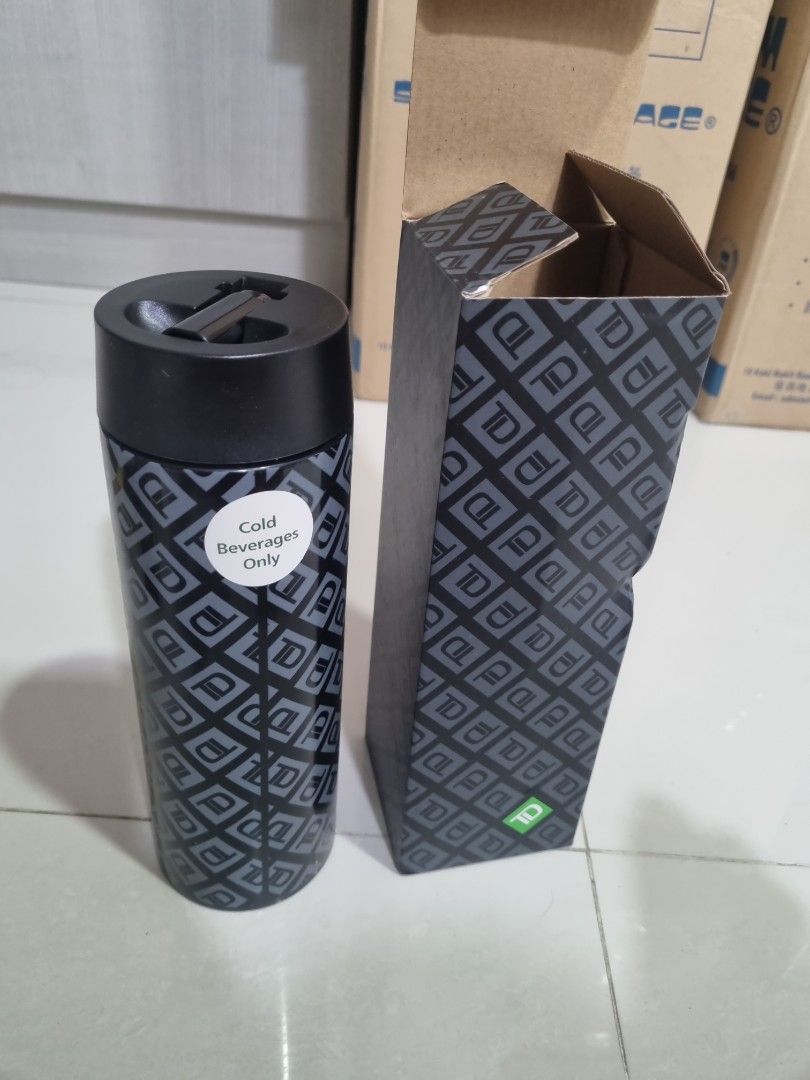 Insulated Tumbler with Straw - Brand New