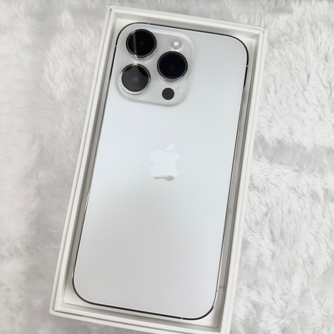 由 rachellzx10799 (刊登 ID 1382337120，圖片 1) 提交，位於 新北市 (New Taipei) 的 iPhone 14 Pro 128g 銀✨原盒在 全機無傷 (類別：iPhone 14 系列)，說明：iPhone 14 Pro 128g 銀色 原盒在 剛更換原廠電池100% 全機漂亮無傷 超讚機況 功能已檢測全數正常👍 雙北桃可面交試機 外縣市可錄影寄送 新北有實體店面安心有保障❤️ ✨現金不足可先付定金保留至發薪日 ✨可舊機貼換新機 ✨可無卡分期/信用卡分期。