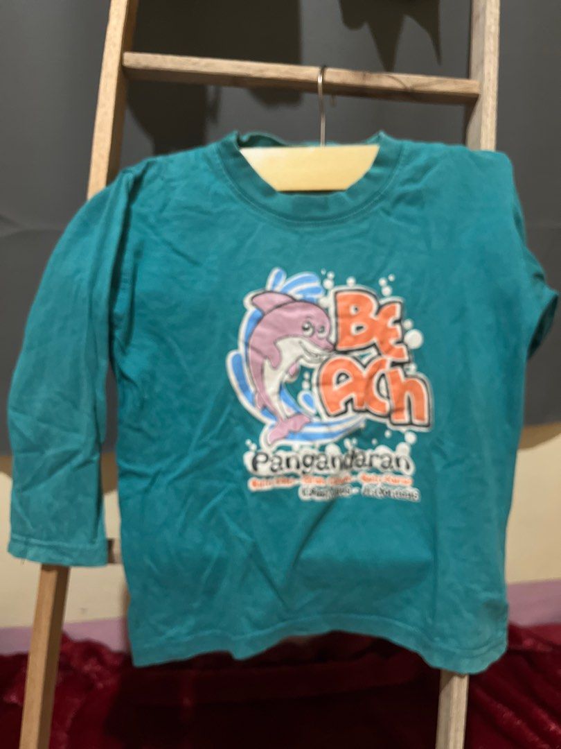 Kaos anak baju anak (Kategori: 4 hingga 7 tahun) berada di Bekasi. Dikirim oleh intanrestanti (ID iklan 1382491330, Gambar 1). Deskripsi: https://id.shp.ee/6AdEc3K oyen : kelincimerahmadu_ Manual 0812 1565 7195.