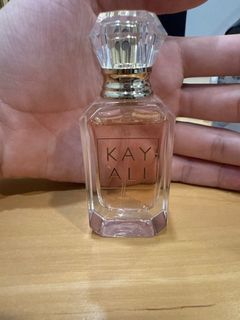 (Category: ) located in . Submitted by daniel_tan112 (Listing ID 1382483955, Image 1). Description: .