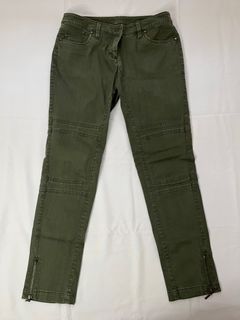 (Category: ) located in . Submitted by ch.boutique (Listing ID 1382418930, Image 1). Description: .
