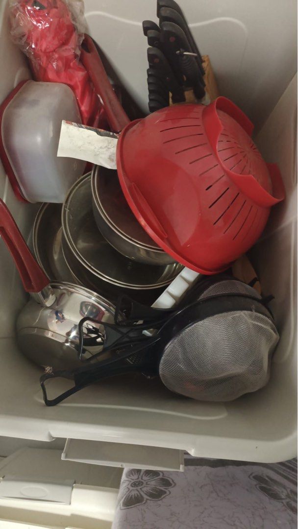 Kitchen Utensils and Cookware Set