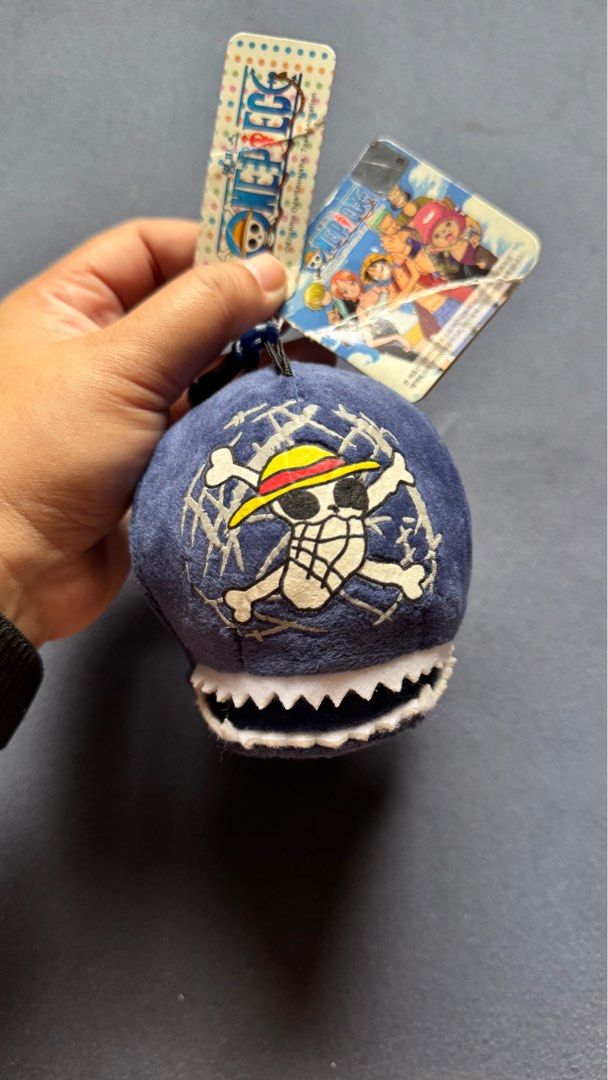 Licensed One Piece Laboon Whale Plush Toys Doll Keychain (Category: Plushies & Soft Toys) located in Mabalacat. Submitted by fangal_finds (Listing ID 1382314178, Image 2). Description: Licensed One Piece Laboon Whale Plush Toys Doll Key Chain Pendant Strap 7" 18Cm.