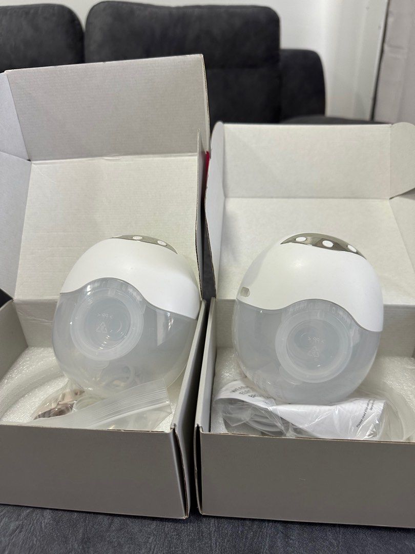 Mafabebe Wearable Breast Pump (Category: Breastfeeding & Bottle Feeding) located in Serendah. Submitted by aimanrazali96 (Listing ID 1382302224, Image 2). Description: Pakai sekejap je and then switch to formula milk. Really in good condition.
