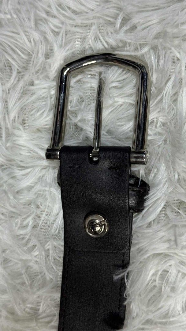 Montblanc Genuine Leather Elastic Belt Men's (authentic) (Category: Luxury Accessories) located in Cebu City. Submitted by westleygics18 (Listing ID 1382446018, Image 3). Description: Montblanc Genuine Leather Elastic Belt Men's (authentic) Made in Italy Excellent Condition Actual pictures posted Size Waistline 26 up to 36 Stretch Width 1 inch up Length 36 inches Dm for more inq.
