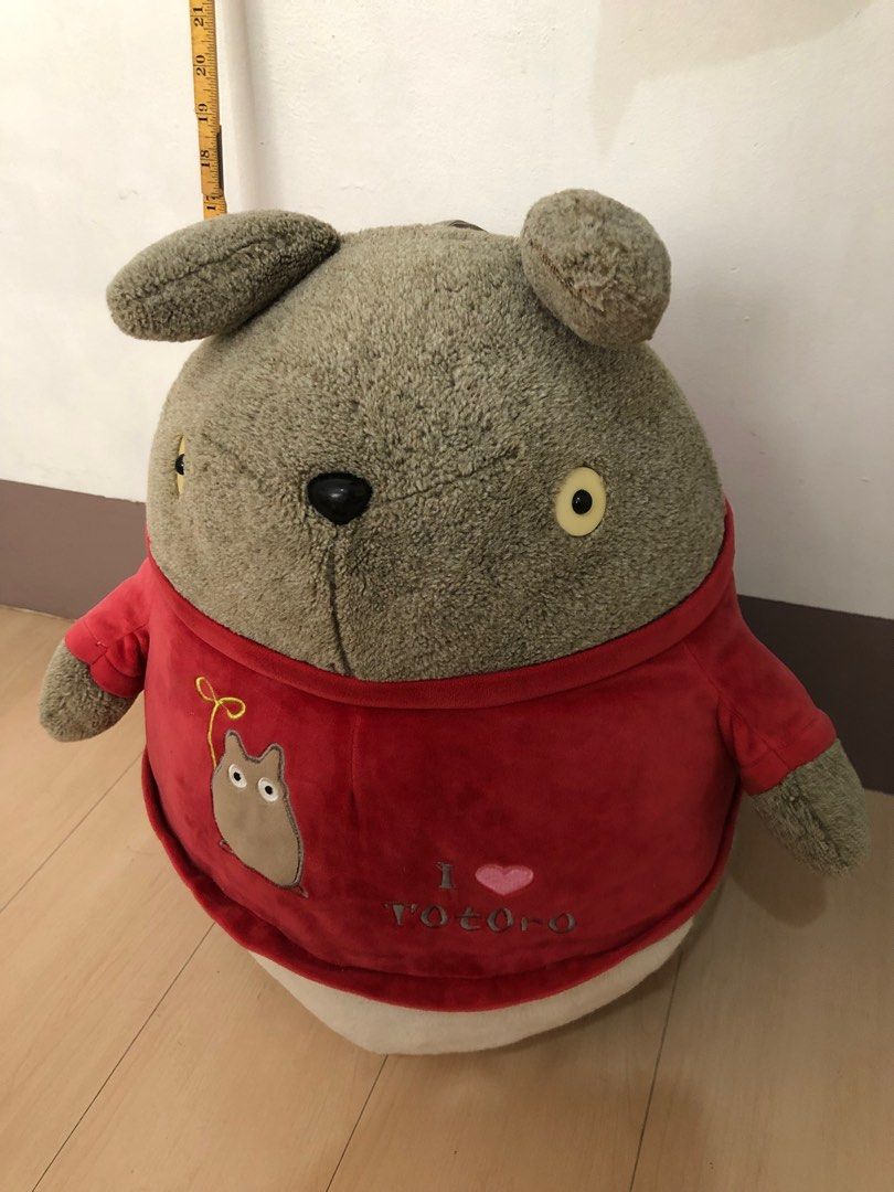My neighbor Totoro Huggable Stuffed toy (Category: Plushies & Soft Toys) located in Bulacan. Submitted by ghiblination (Listing ID 1382321727, Image 2). Description: My neighbor Totoro Huggable Stuffed toy Size: 19 inches .