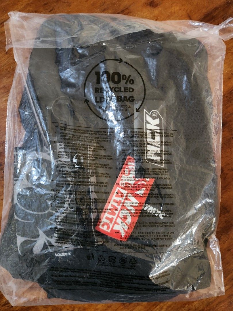Nick Automatic Raven Utility Vest (Category: Vests) located in Romblon. Submitted by chadish_magoy (Listing ID 1382345005, Image 3). Description: For sale Nick Automatic Raven Utility Vest Php 1,000 Size XL (check size guide) Almost new used rarely. Freebies 💥Throw Up mini pouch 💥 Stickers LBC COP (Payment 1st) Flash Express Loc: Romblon South Luzon Thanks.