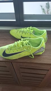 (Category: ) located in . Submitted by fartstudios (Listing ID 1382393430, Image 1). Description: .