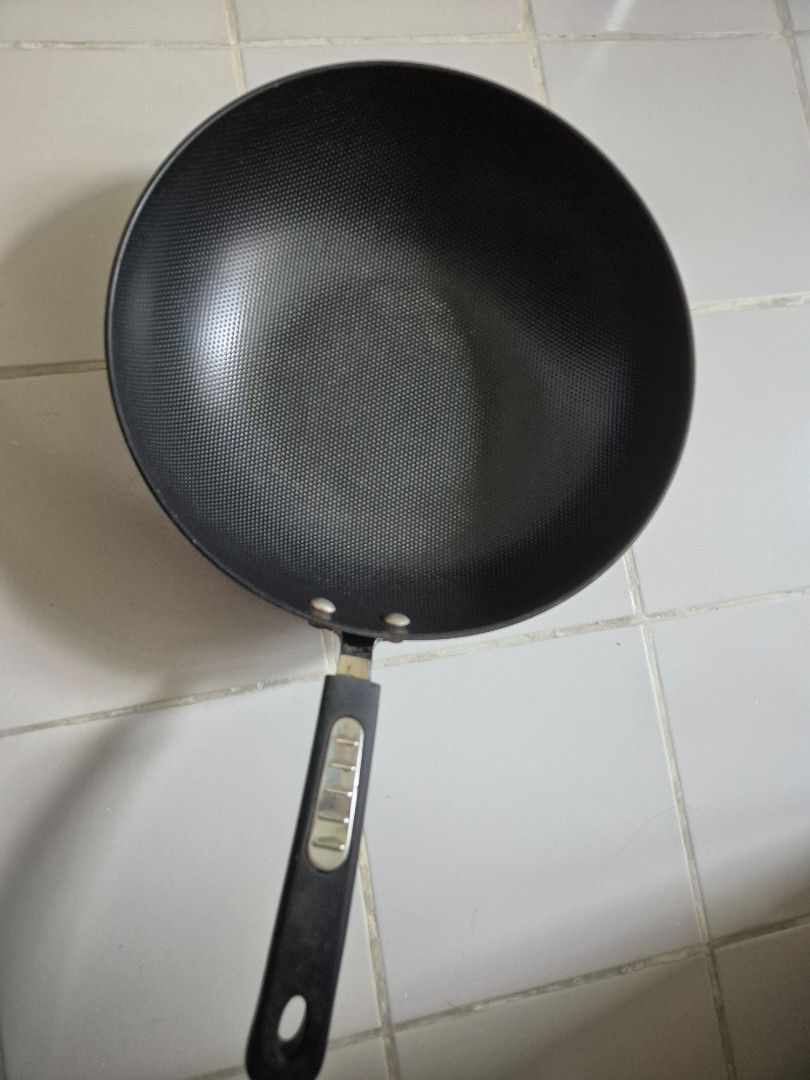 Supor Non-Stick Wok with Handle