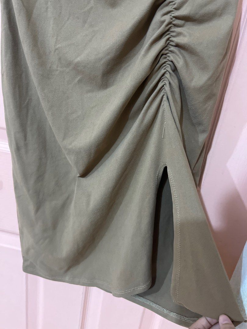 Nude Slit sexy dress no string (Category: Dresses) located in Bulacan. Submitted by jpstore08 (Listing ID 1382361118, Image 3). Description: Buy 3 items get 5% OFF Small to medium Stretchable Hndi manipis yung tela Delivery fee shouldered by the buyer Location of seller: Marilao, South Caloocan or SM Sucat(+P80) P80 via J&T.