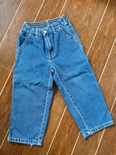 (Category: ) located in . Submitted by bituinpreloved (Listing ID 1382348043, Image 1). Description: .