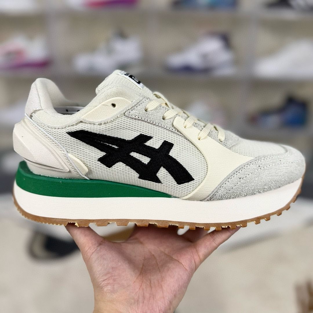 Onitsuka Tiger MOAGE CO 白×グリーン　スニーカー Onitsuka Tiger Moage Co, Women's Fashion, Footwear, Sneakers on