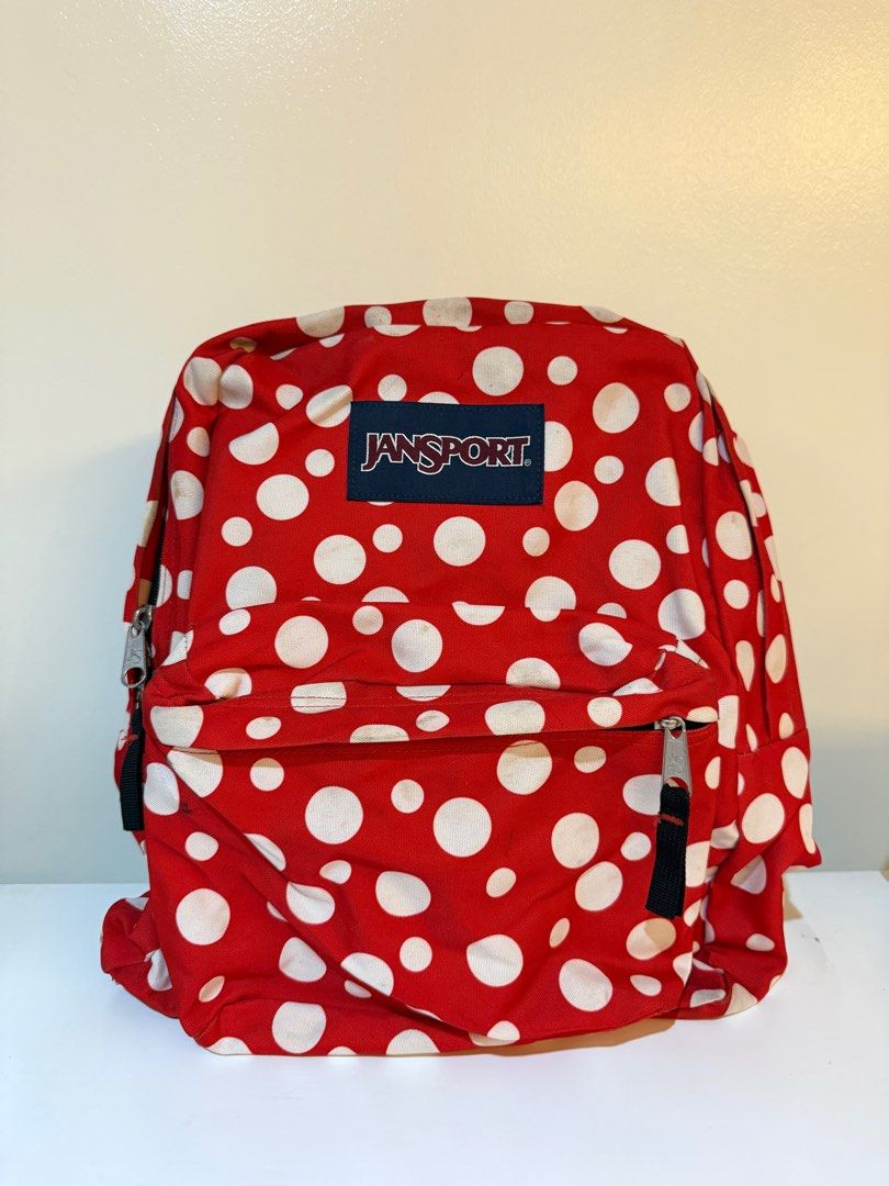 Original Jansport Backpack (Category: Backpacks) located in Las Pinas. Submitted by slua19 (Listing ID 1382433515, Image 1). Description: NEGOTIABLE FOR SURE BUYERS - Original Price: ₱1500 - No damages, the bag is just dirty but can be cleaned by laundry - Chat for more pics:).