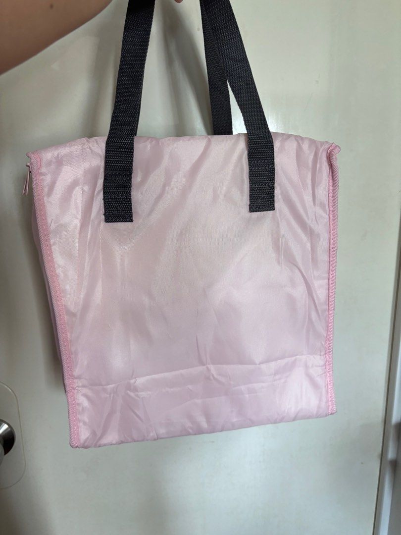 PEANUTS Snoopy Insulated / Cooler Bag (Category: Storage Boxes & Baskets) located in Calamba. Submitted by cur8d (Listing ID 1382355846, Image 3). Description: with stains at the back part with small area inside not sewn .