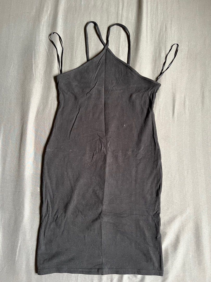 Preloved Dresses (Category: Dresses) located in Quezon City. Submitted by chimpaw (Listing ID 1382358162, Image 1). Description: CLOSET DECLUTTER 🎀 Price range: ₱50-₱150 Reminders: - All items are pre-loved - All items are washed and ready to wear, but i suggest washing it once more. - Color may due to lighting - NO TO JOYRESERVER and BOGUS BUYER. Will be posted. - STRICTLY no cancellation of orders. Location: Sauyo, Quezon City .