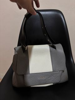 (Kategori: ) berada di . Dikirim oleh delinaaprily (ID iklan 1382454581, Gambar 1). Deskripsi: .