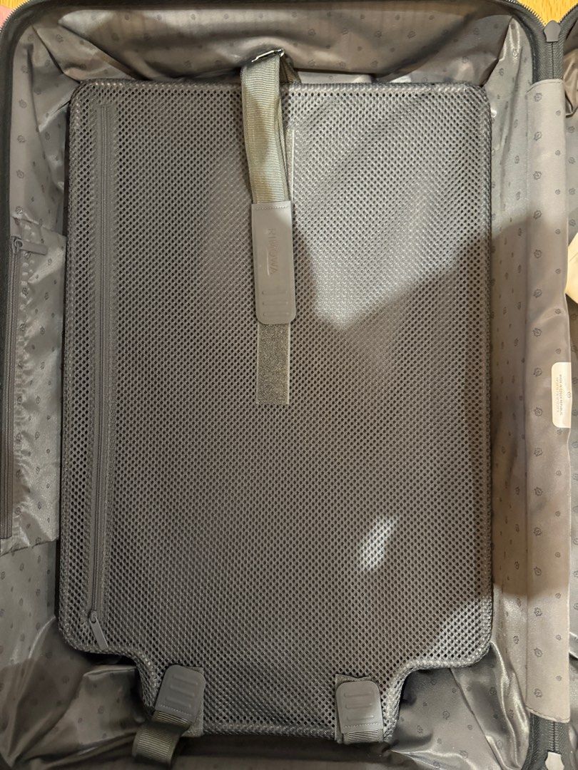 Rimowa Essential Medium (Category: Luxury Bags & Wallets) located in Consolacion. Submitted by corbo1027 (Listing ID 1382426355, Image 3). Description: slightly used Guaranteed Authentic Comes with dustbag, booklet Lost Leather Hang Tag No issues on Wheels Minor scratches Medium Size.