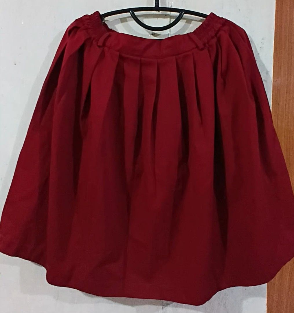 Rok sd bahan tebal (Kategori: 8 hingga 12 tahun) berada di Jakarta Barat. Dikirim oleh ver4theresia (ID iklan 1382341879, Gambar 1). Deskripsi: fit to XL (bs utk anak yg kls 5-6 sd yg agak gemuk).