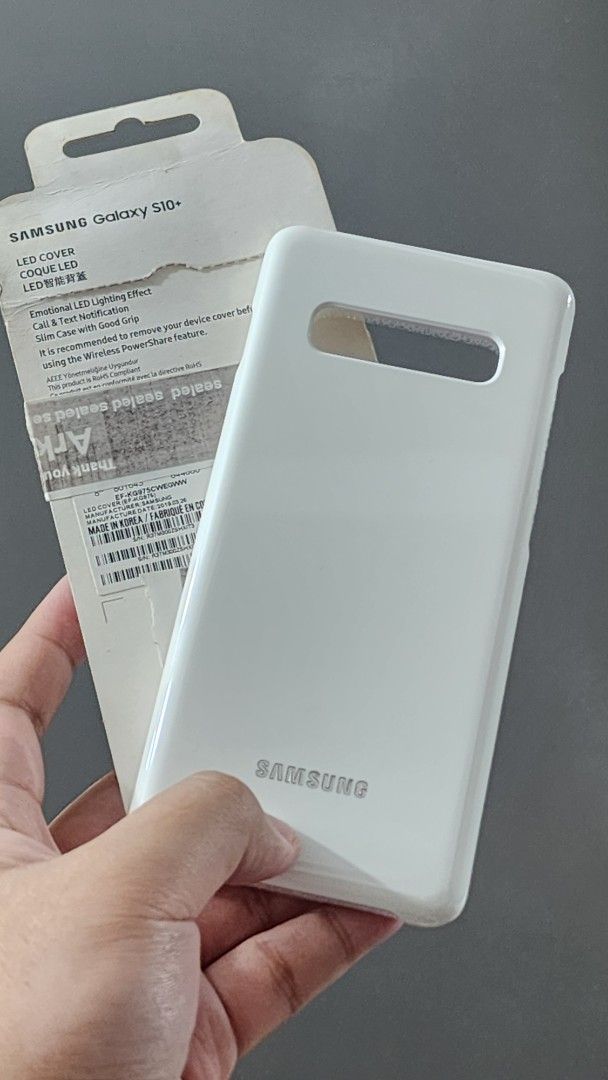 Samsung S10 Plus LED Case (Category: Cases & Sleeves) located in Quezon City. Submitted by jlcelectronics (Listing ID 1382411895, Image 1). Description: good as new no issue.