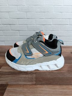 (Kategori: ) berada di . Dikirim oleh sepatubekas.yk (ID iklan 1382410782, Gambar 1). Deskripsi: .
