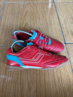 (Kategori: ) berada di . Dikirim oleh preloved.ich (ID iklan 1382336578, Gambar 1). Deskripsi: .