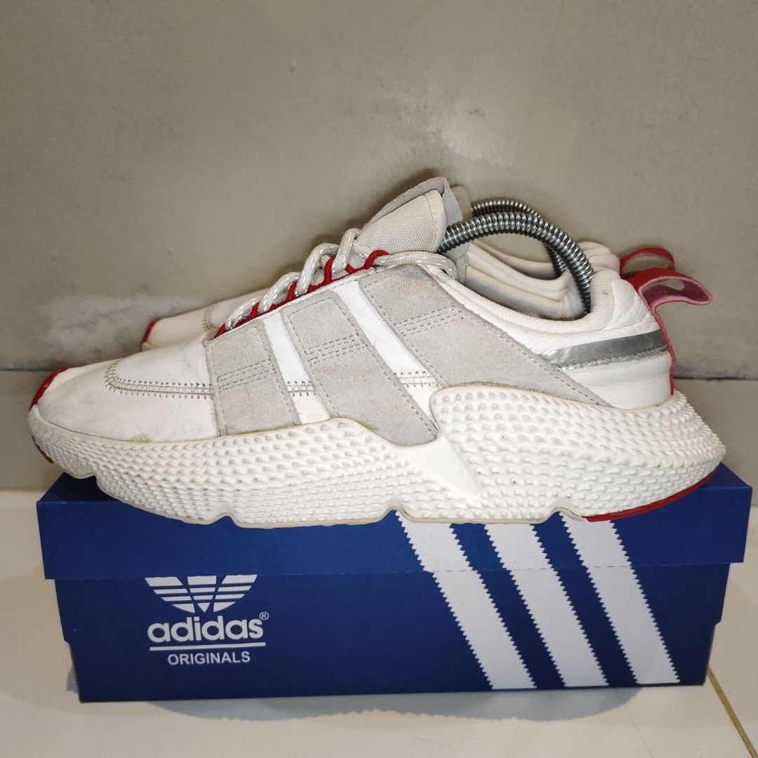 Sepatu sneakers Adidas Propher v2, Fesyen Pria, Sepatu Sneakers