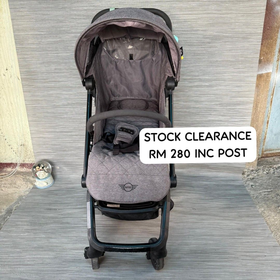 Stock Clearance Stroller (Category: Strollers) located in Kuala Lumpur. Submitted by putrialeey80497 (Listing ID 1382332474, Image 1). Description: good condition item y/bundle Dari Singapore base Kelantan.