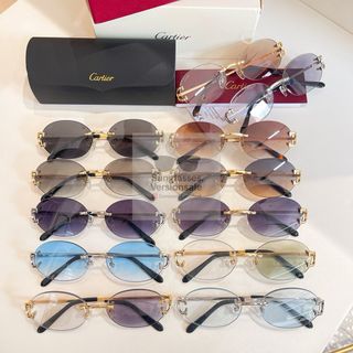 (Category: ) located in . Submitted by sunglasses.versionsale (Listing ID 1382330856, Image 1). Description: .
