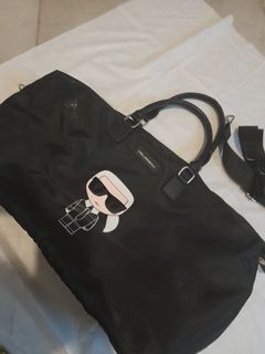 (Kategori: ) berada di . Dikirim oleh smuada.preloved (ID iklan 1382492404, Gambar 1). Deskripsi: .