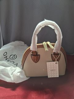 (Kategori: ) berada di . Dikirim oleh lphpreloved (ID iklan 1382356225, Gambar 1). Deskripsi: .