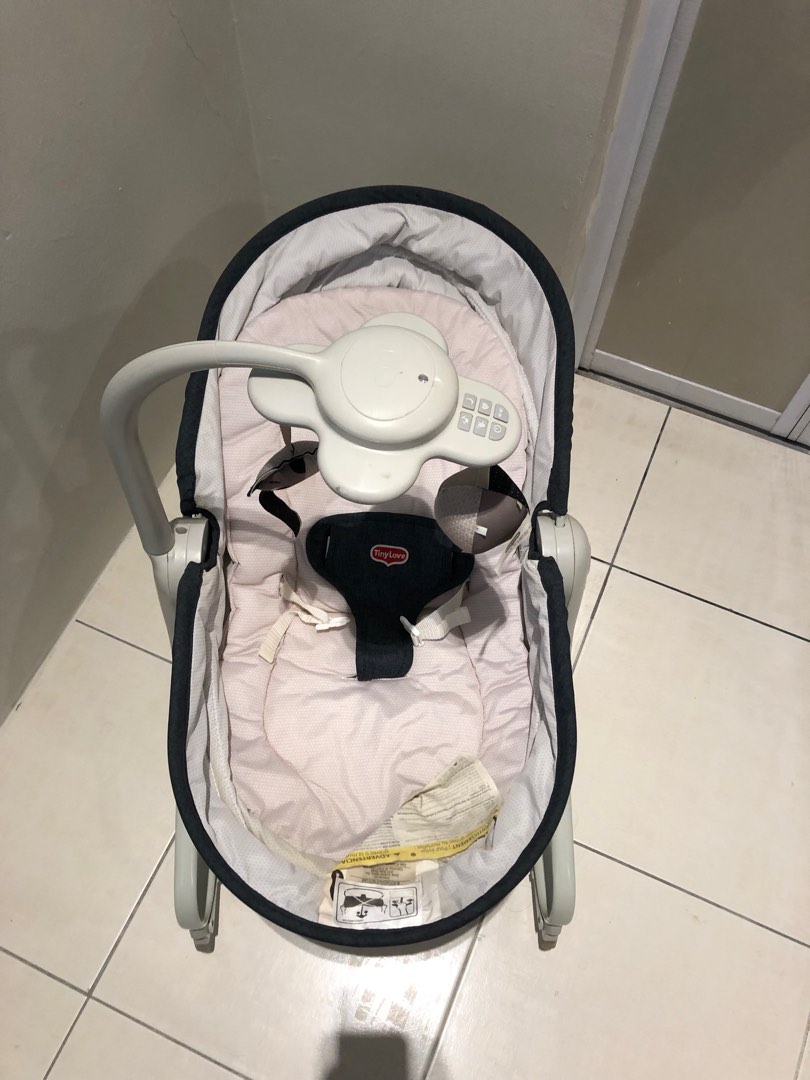 Tiny Love Baby Rocker Napper, Babies & Kids, Baby Nursery & Kids ...