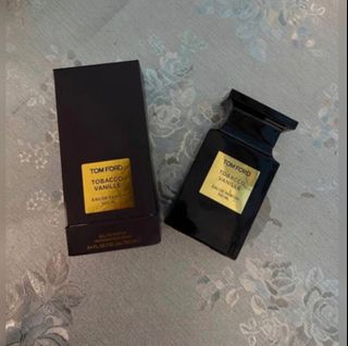 (Category: ) located in . Submitted by perfumemerchant (Listing ID 1382369604, Image 1). Description: .