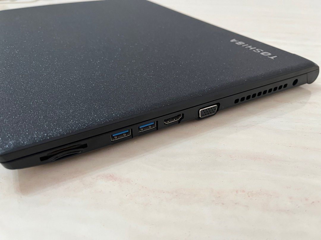 Toshiba Dynabook B65/B (refurbished commercial laptop)63165662276227113
