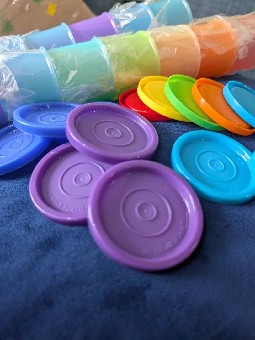 Tupperware Cups and Lids Set - Various Colors65074071187201111
