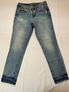 (Category: ) located in . Submitted by ch.boutique (Listing ID 1382417275, Image 1). Description: .