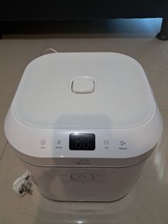 (Kategori: ) berada di . Dikirim oleh princessputri22 (ID iklan 1382321790, Gambar 1). Deskripsi: .