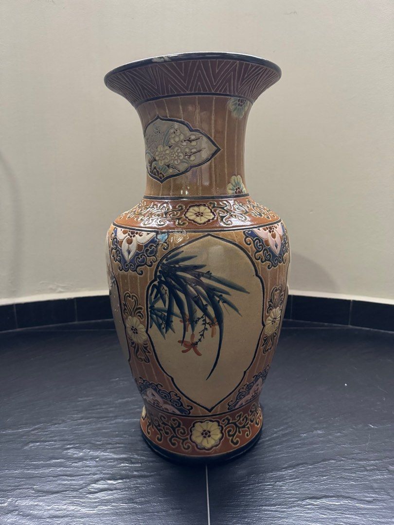 Vintage  Ceramic Vase64885265474818111