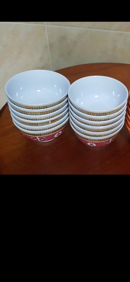 Vintage Chinese Bowls and Plates Set