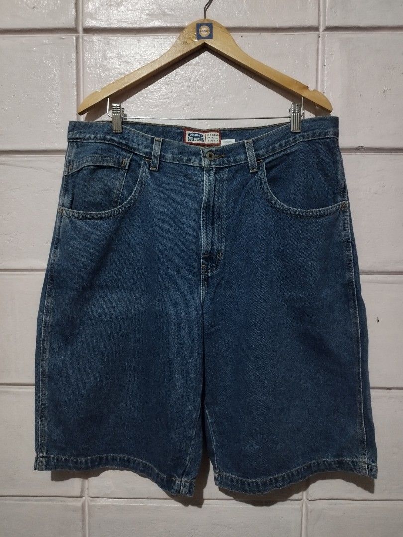 Vintage Old Navy - Long Jorts (Category: Shorts) located in Manila. Submitted by beanieracha (Listing ID 1382414471, Image 1). Description: Size 36 on Tag Dimes: W36 L25 Hem 15.
