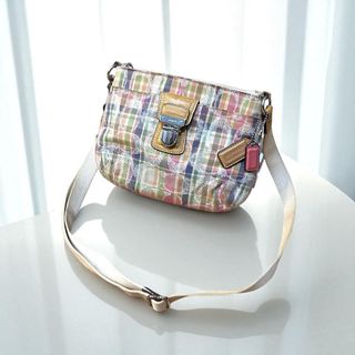 (Kategori: ) berada di . Dikirim oleh relove.bth (ID iklan 1382426750, Gambar 1). Deskripsi: .