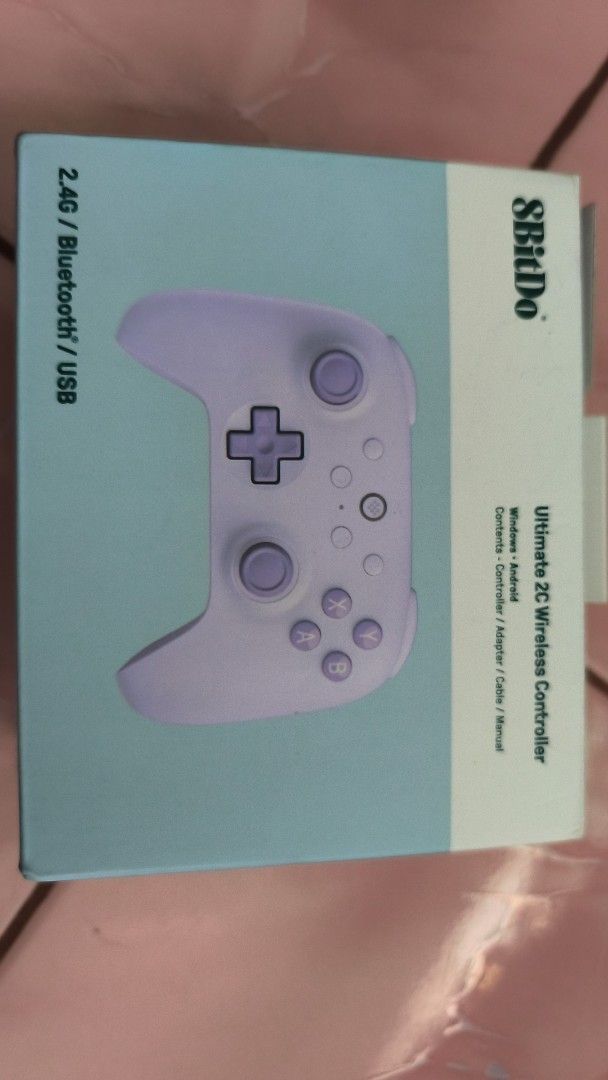Wireless controller (Category: Controllers) located in Subang Jaya. Submitted by aurosa21 (Listing ID 1382350749, Image 1). Description: There's wired USB and Bluetooth support. I want to resell this back since I rarely use it. Bought this from January 2025 Original price: RM115 More information: Windows 10(1903)& above Android 9.0& above Connectivity: 2.4G/Bluetooth/Wired USB.