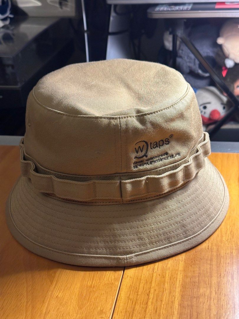 Wtaps Hat （分類：棒球帽、帽）位於 Hong Kong。 由 usedgoodstuff 提交（商品編號 1382484967，圖片 1）。簡介： 。