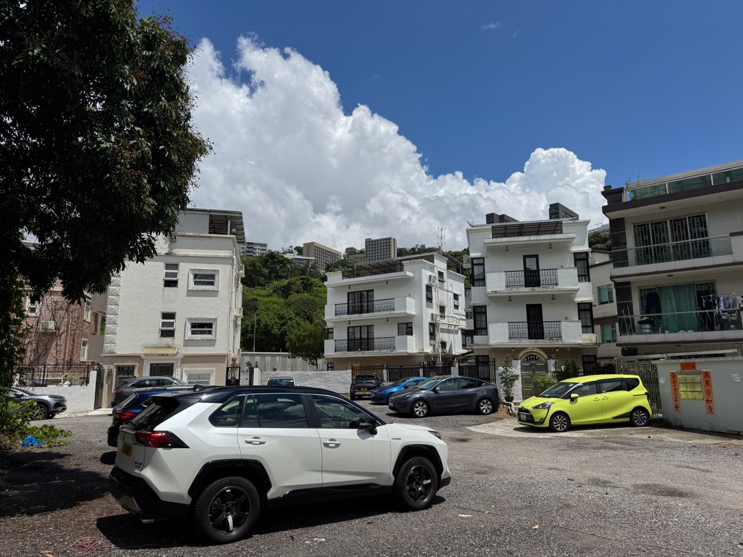 大埔白石角優質住宅項目｜兩棟現成村屋＋兩塊住宅地皮｜$5500萬｜免補地價64077577598338112