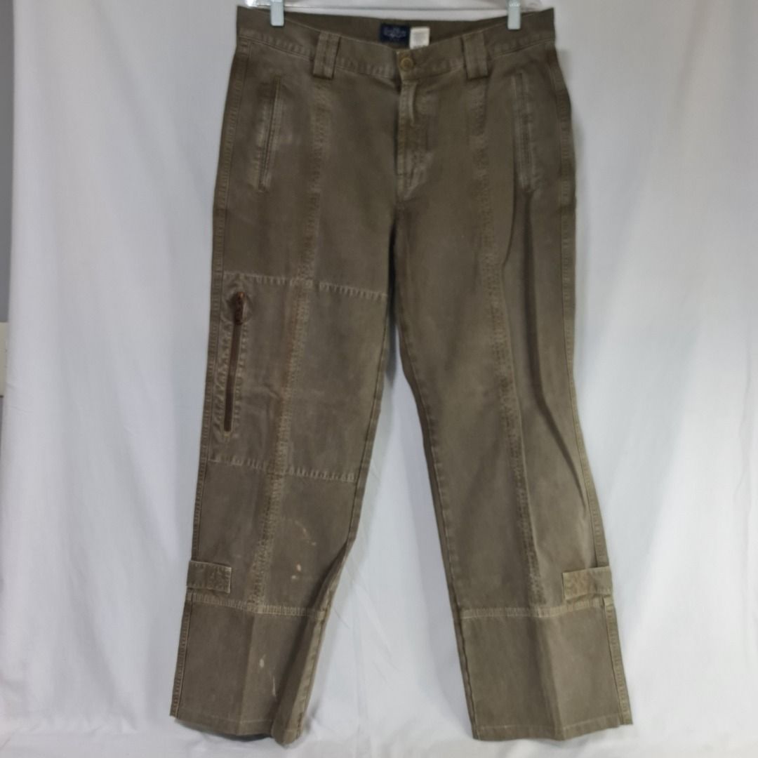 * * Earl Jean - Declutter Sale 004 * * (Category: Jeans) located in Quezon City. Submitted by jkr_kenshin (Listing ID 1382609252, Image 1). Description: Pre Loved Authentic Earl Jean Item is used. Boxed and stored for a year Size is posted in the picture ______________________________ Brown / Jeans / Vintage Made in Tunisia US 34 ______________________________ R E A D C A R E F U L L Y First to pay get the item Pay within 24hrs No reservations mo
